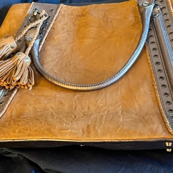 Junior Drake leather tote bag, used twice, good condition! Reinforced feet - Picture 3 of 13